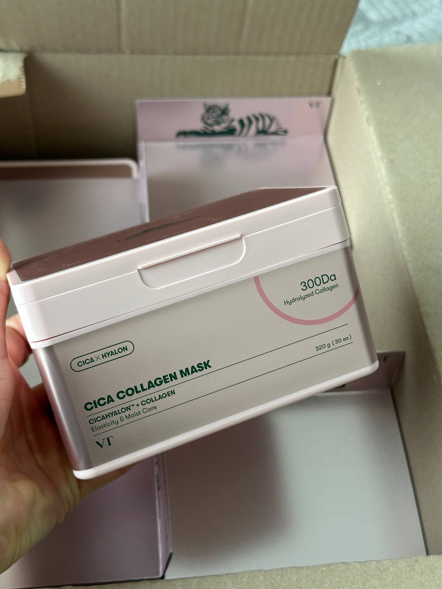 Cica Collagen Mask stangrinamųjų lakštinių veido kaukių su hialuronu rinkinys, 30 vnt.