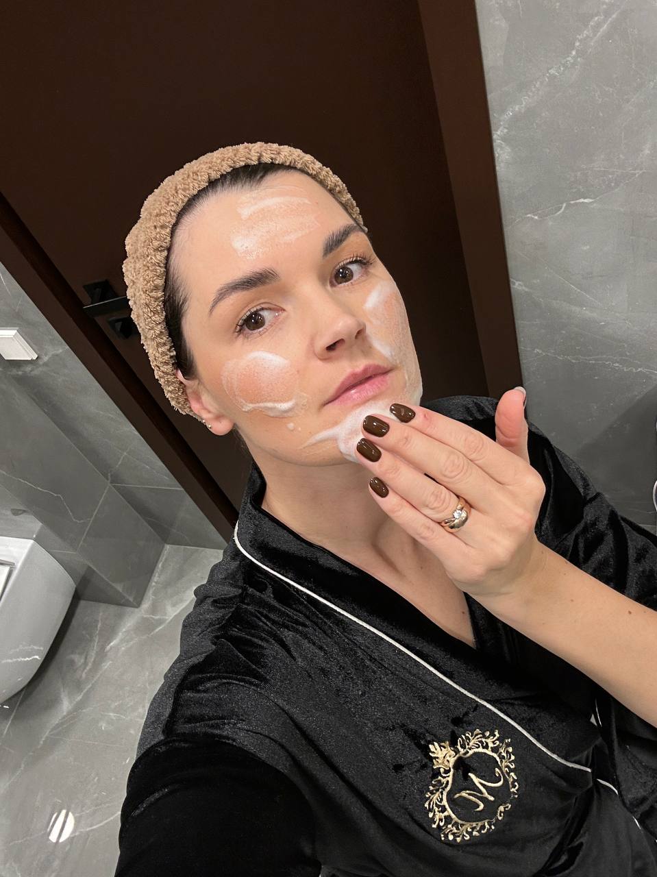 YVETTE Pure švelnios putos veidui ir makiažui plauti