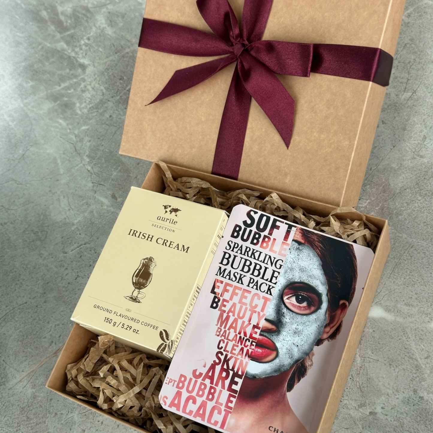 Dovanų rinkinys: Kava (Irish Cream) + veido kaukė