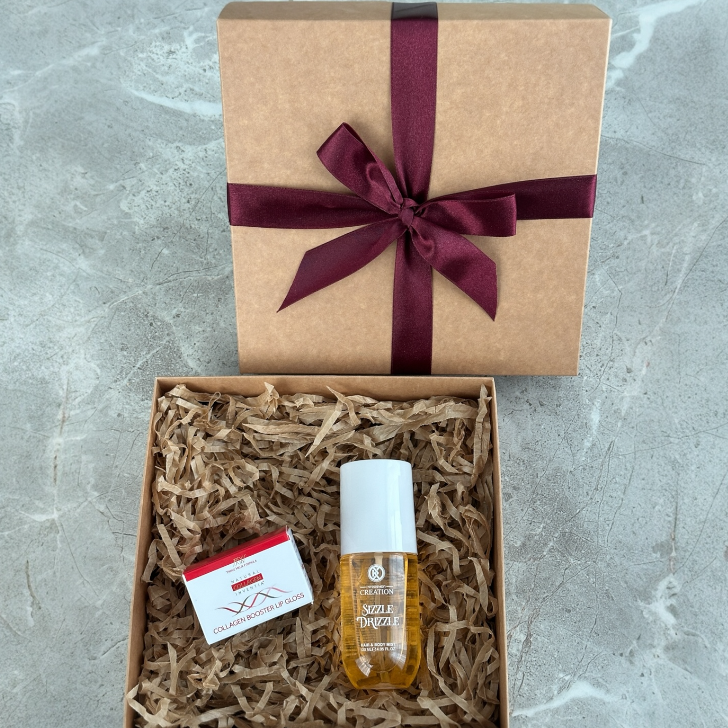 Dovanų rinkinys: Inventia lūpų blizgis + kūno ir plaukų dulksna