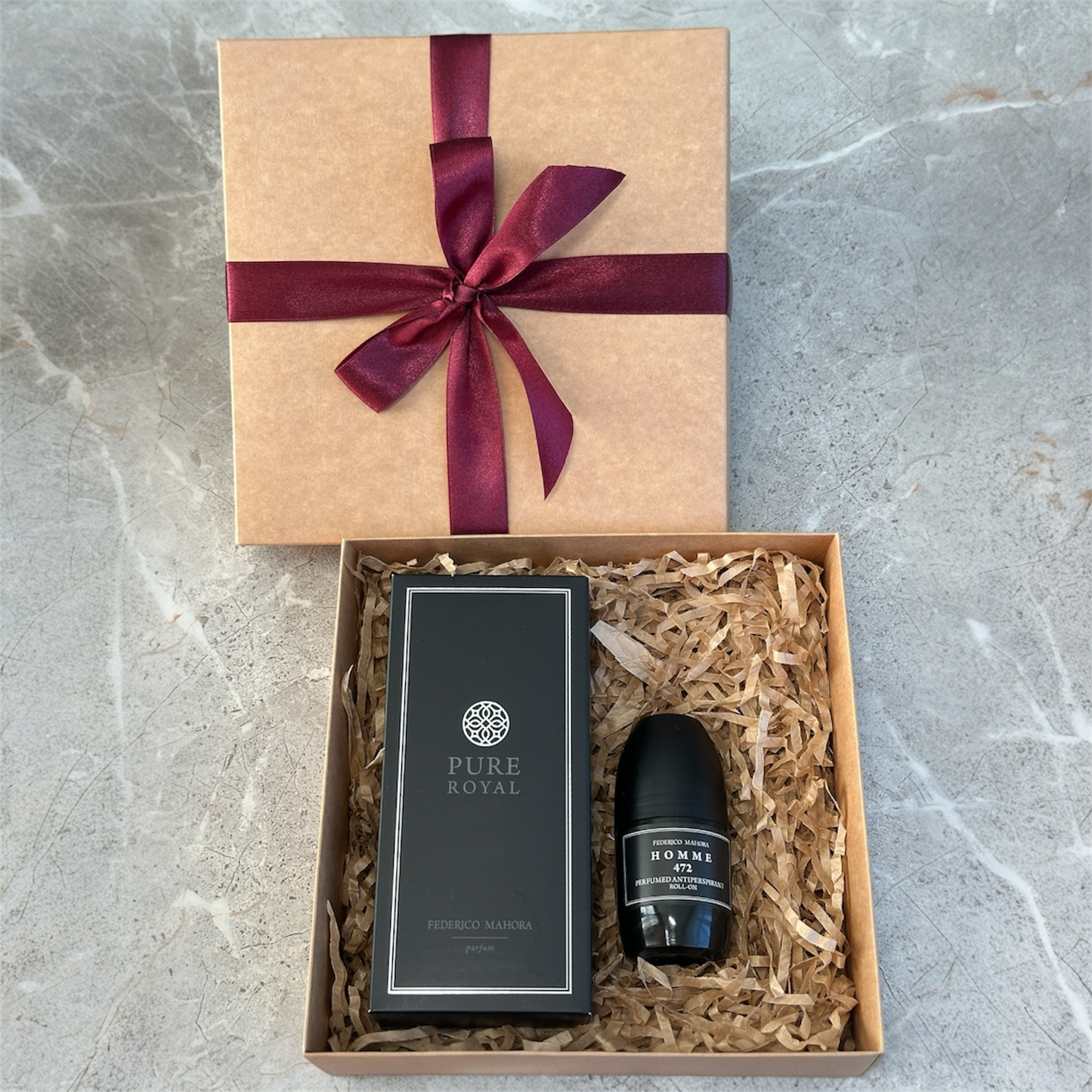 Dovanų rinkinys vyrams: PURE ROYAL kvepalai + antiperspirantas