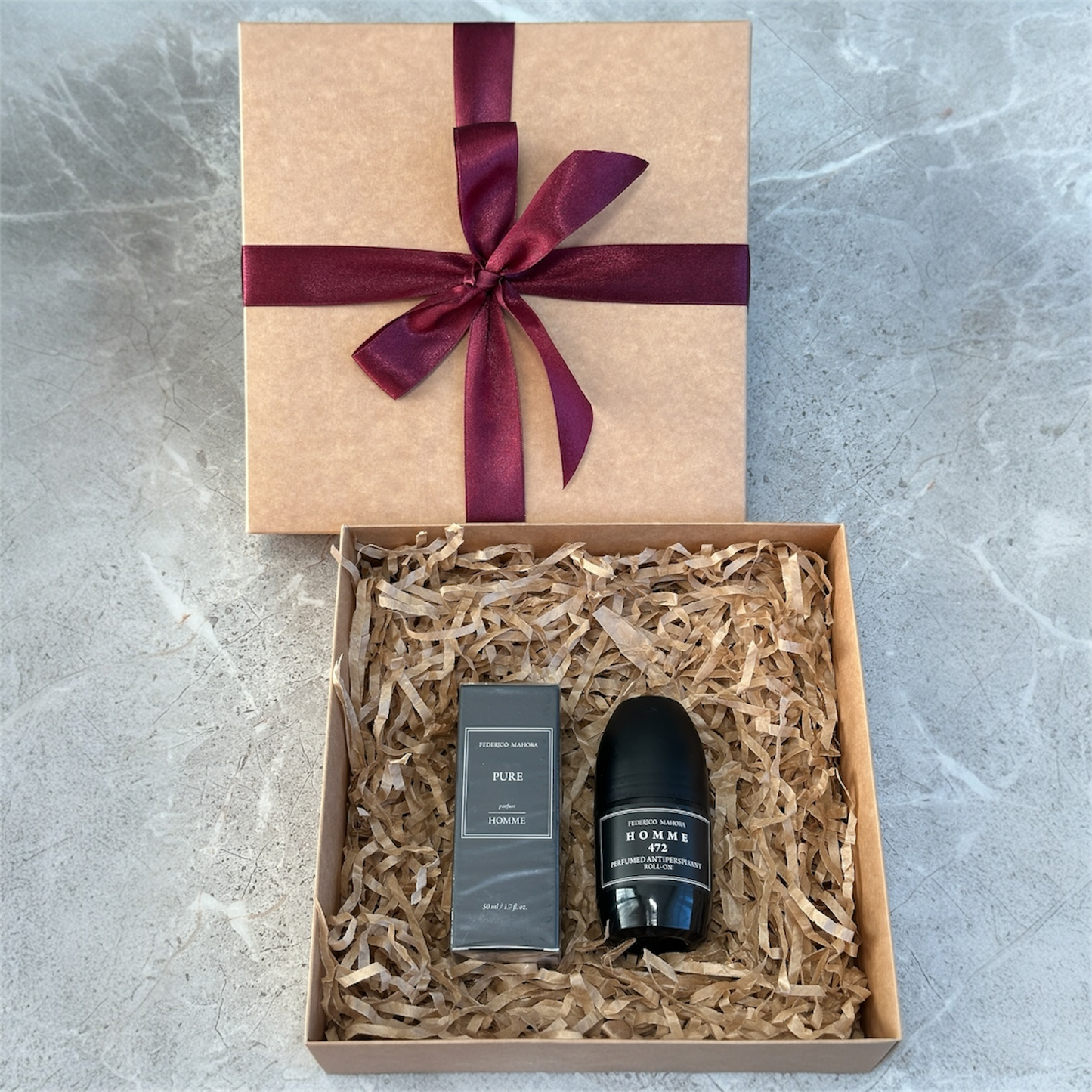 Dovanų rinkinys vyrams: PURE kvepalai + kvapnusis antiperspirantas