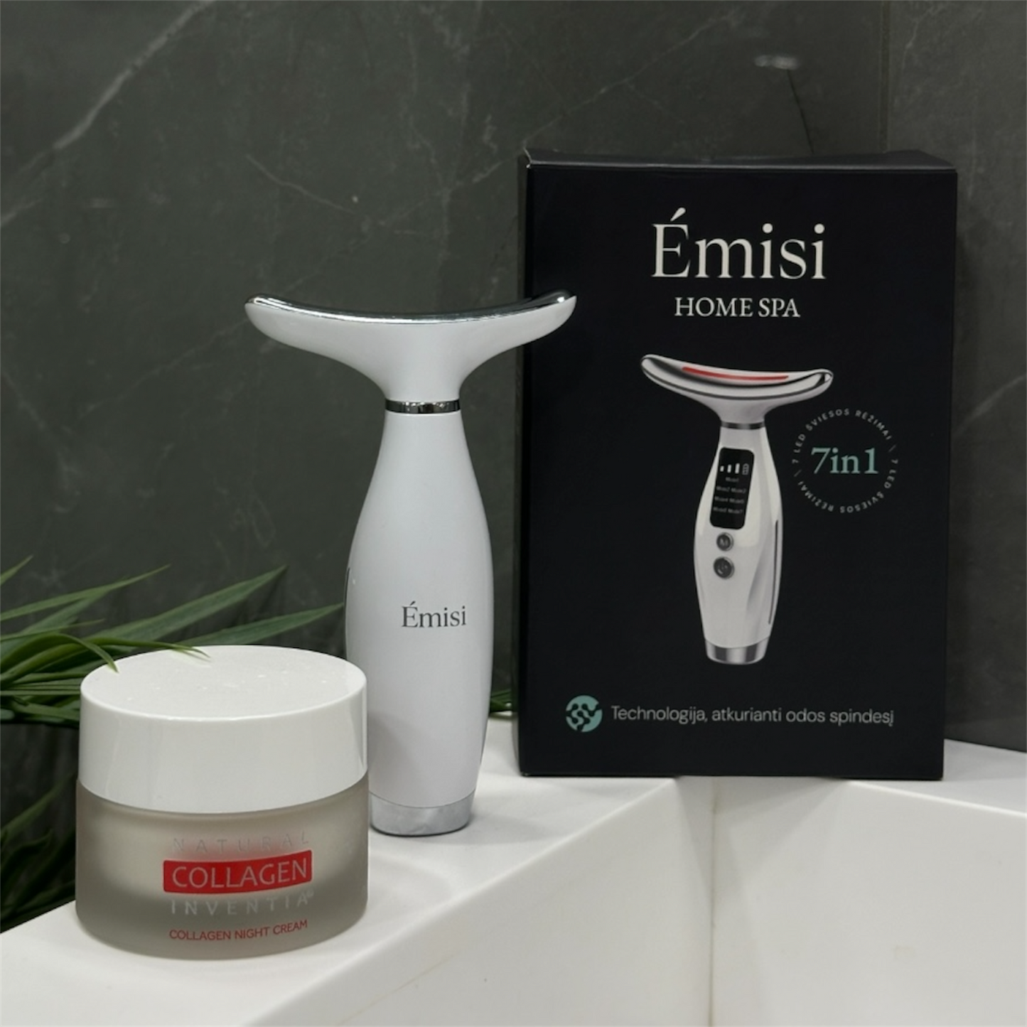 Veidą modeliuojantis LED masažuoklis "Emisi"