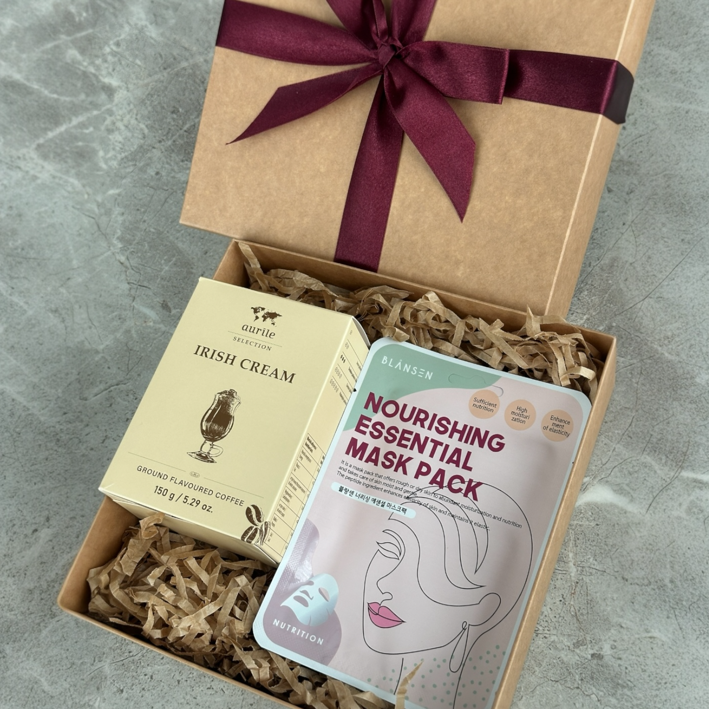 Dovanų rinkinys: Kava (Irish Cream) + veido kaukė