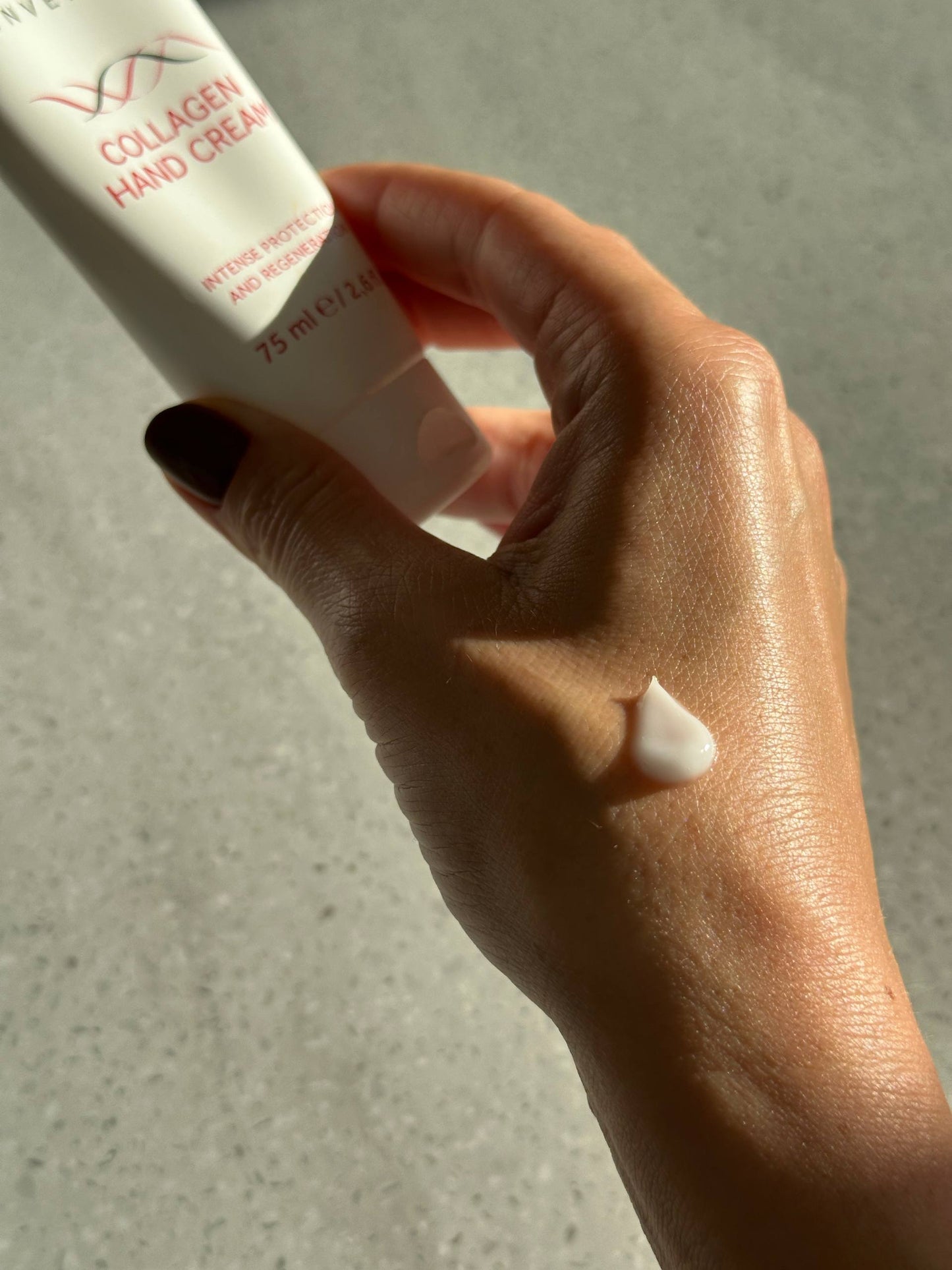 Inventia kolageno intensyviai drėkinantis rankų ir nagų kremas 75 ml