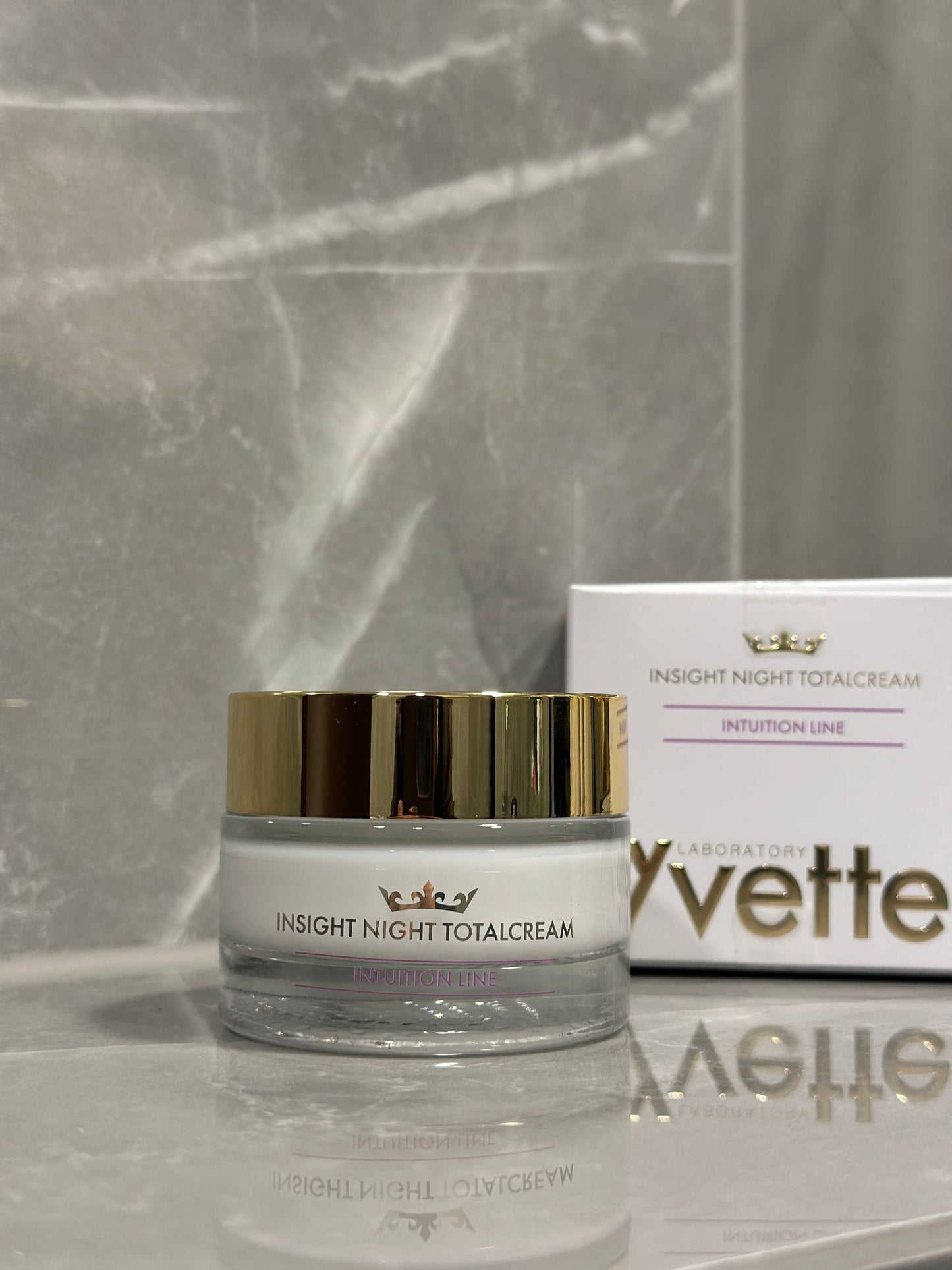 YVETTE Insight naktinis visapusiškas kremas su chlorele