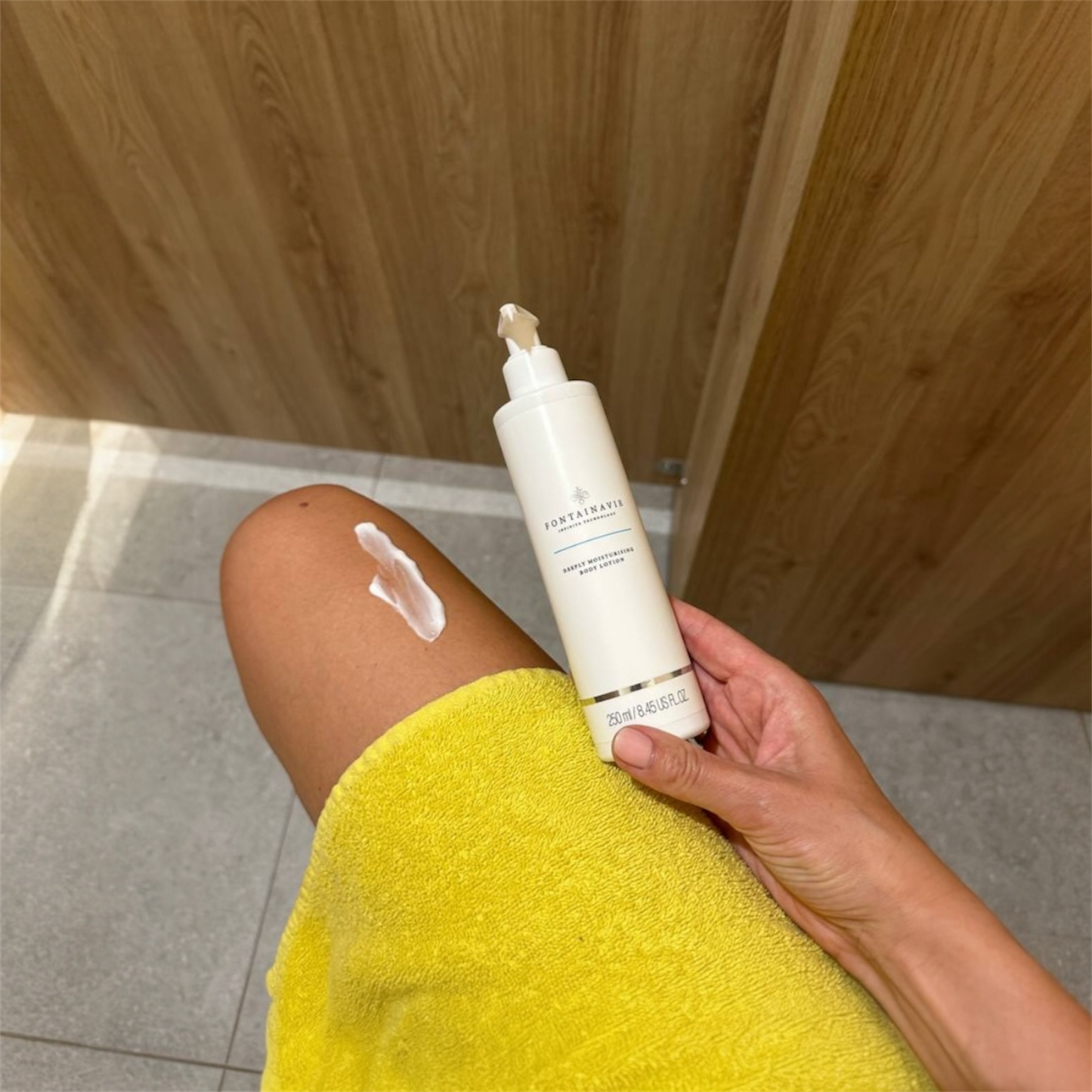 FONTAINAVIE giliai drėkinantis kūno losjonas 250 ml