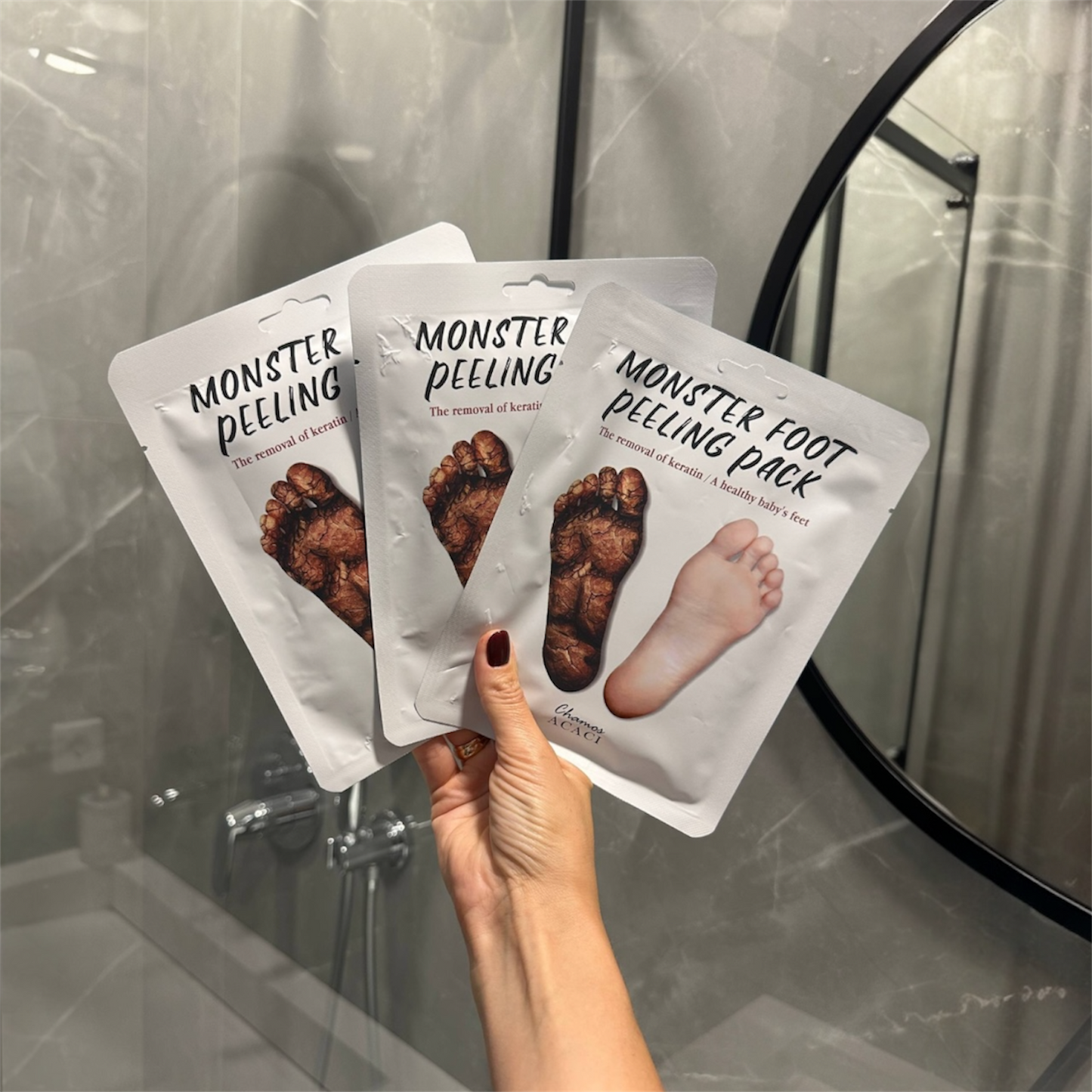 Korėjietiška MONSTER šveičiamoji pėdų kaukė CHAMOS ACACI