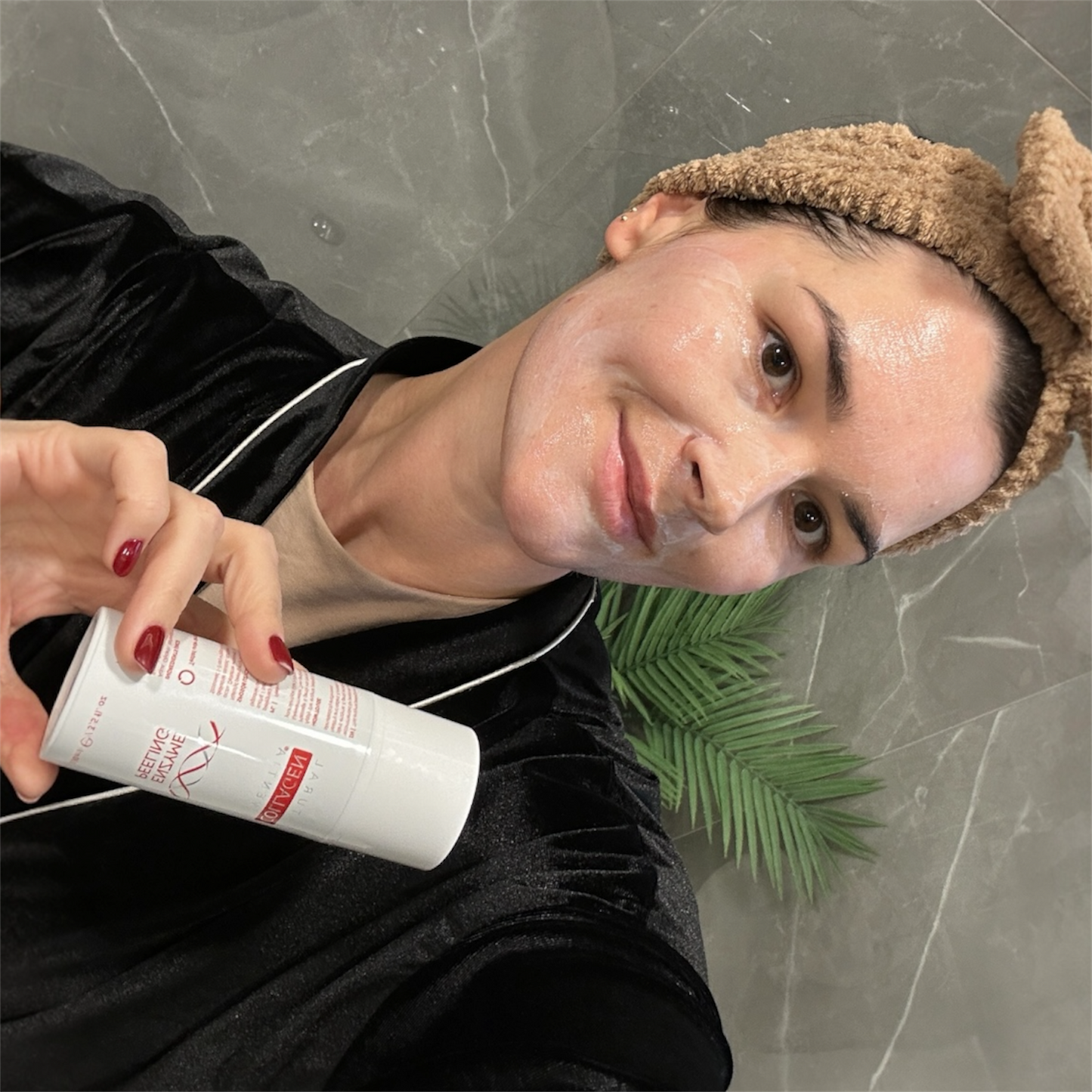 INVENTIA Kolageno enziminis veido šveitiklis - kaukė