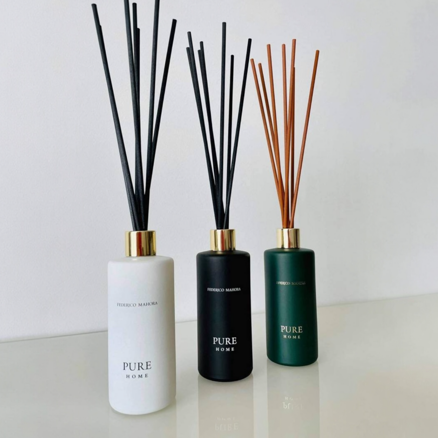 Aliejinis namų kvapas 81 su lazdelėmis HOME RITUAL baltas 100 ml